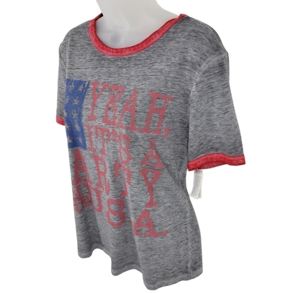 NWT Party in the USA Lyric Culture T-shirt Size L - Picture 3 of 11